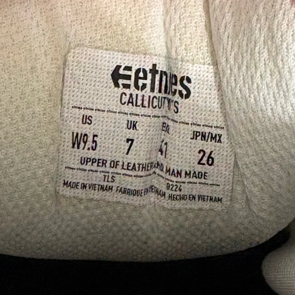 Etnies Y2K Women’s 9.5 Callicut White Pink Leather Lace Up Sneakers Skate Punk